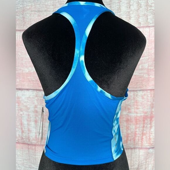 NWT Under Armour Ladies Fitted Crop Tank (S) - Picture 3 of 5